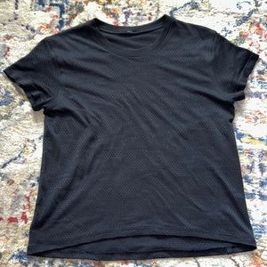 Lululemon ventilated camp top